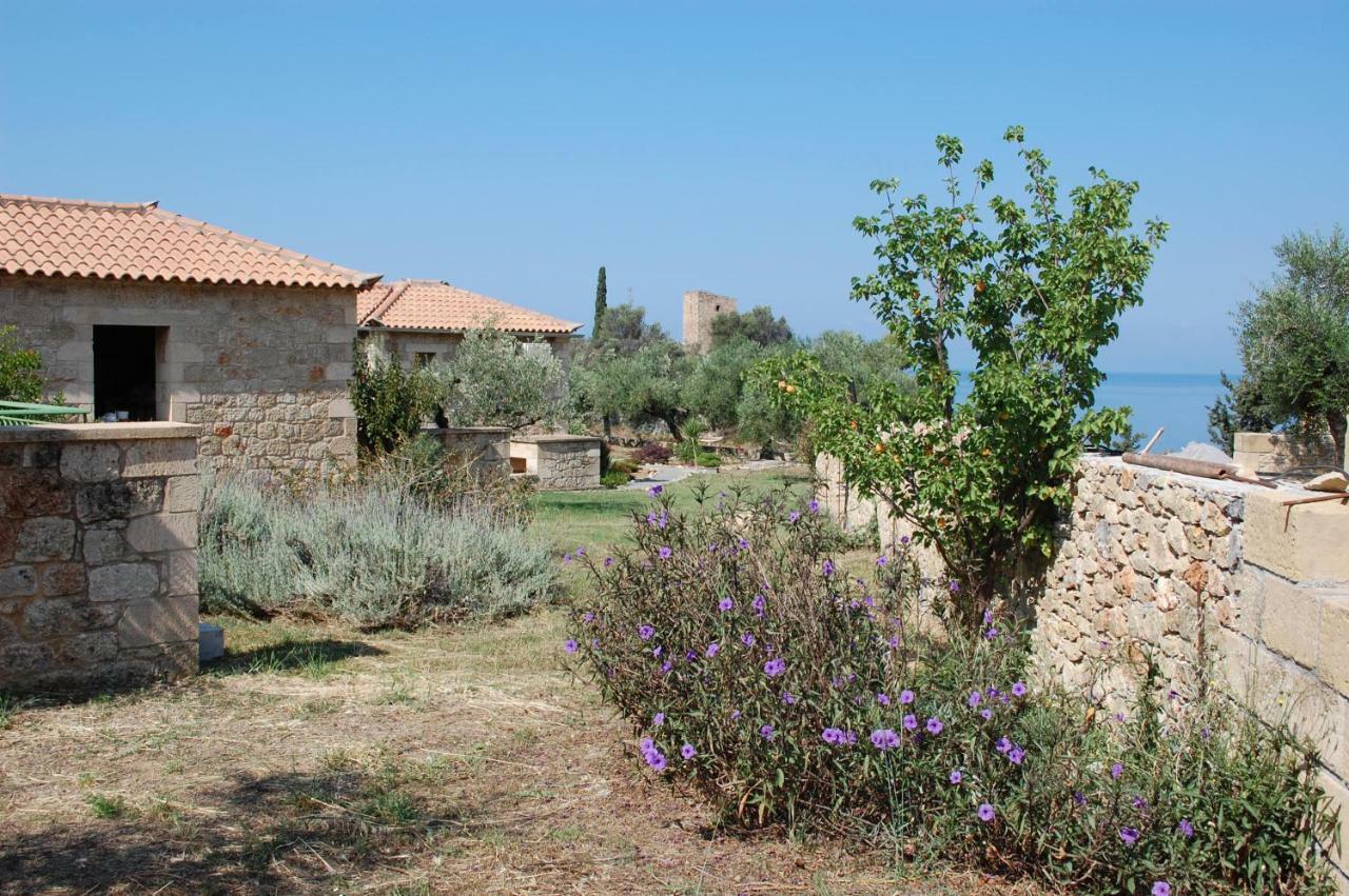 Amoni Holiday Homes Kardhamili Exterior foto
