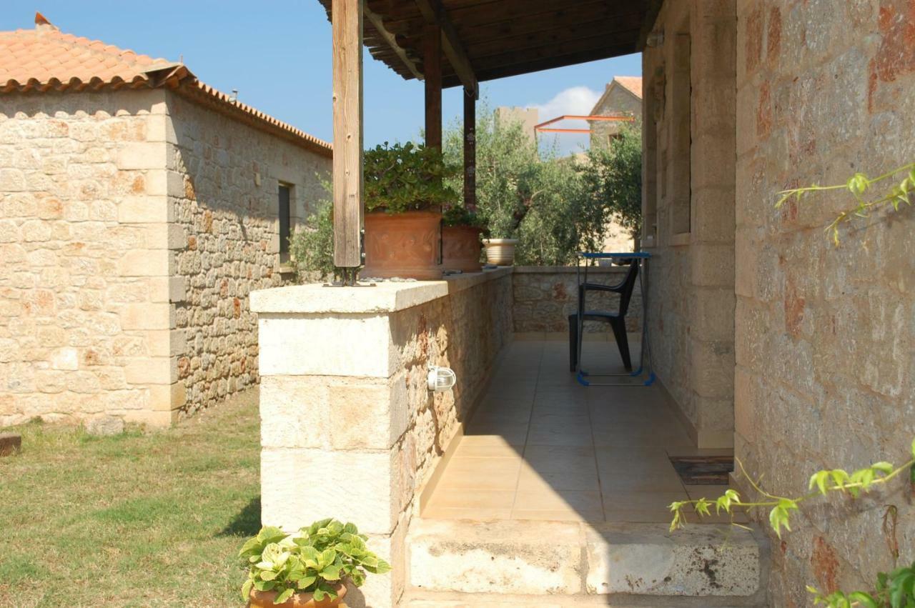 Amoni Holiday Homes Kardhamili Exterior foto